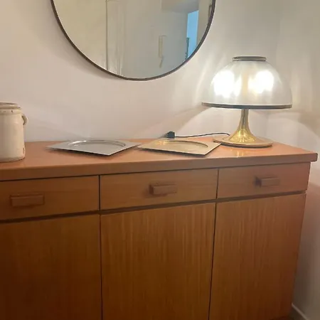 Ventinove Metri Monovano Zona Stazione アパート