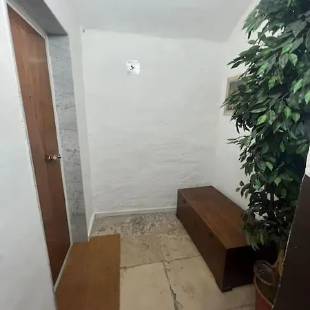 Ventinove Metri Monovano Zona Stazione *