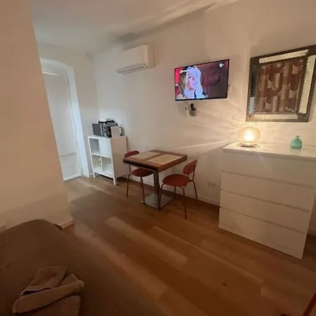 Ventinove Metri Monovano Zona Stazione Apartman Bari