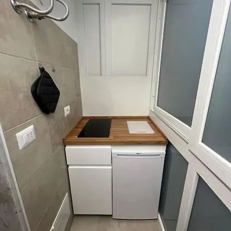 Ventinove Metri Monovano Zona Stazione